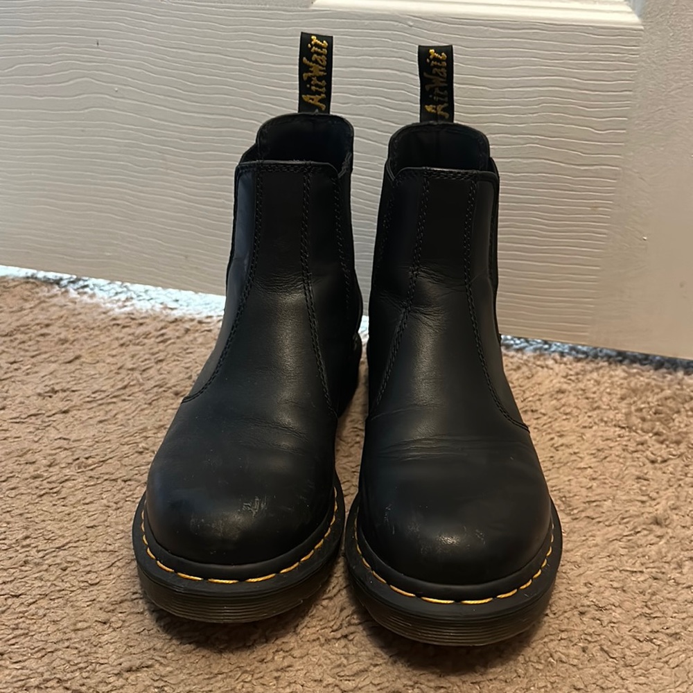 Doc Martin chelsea boot